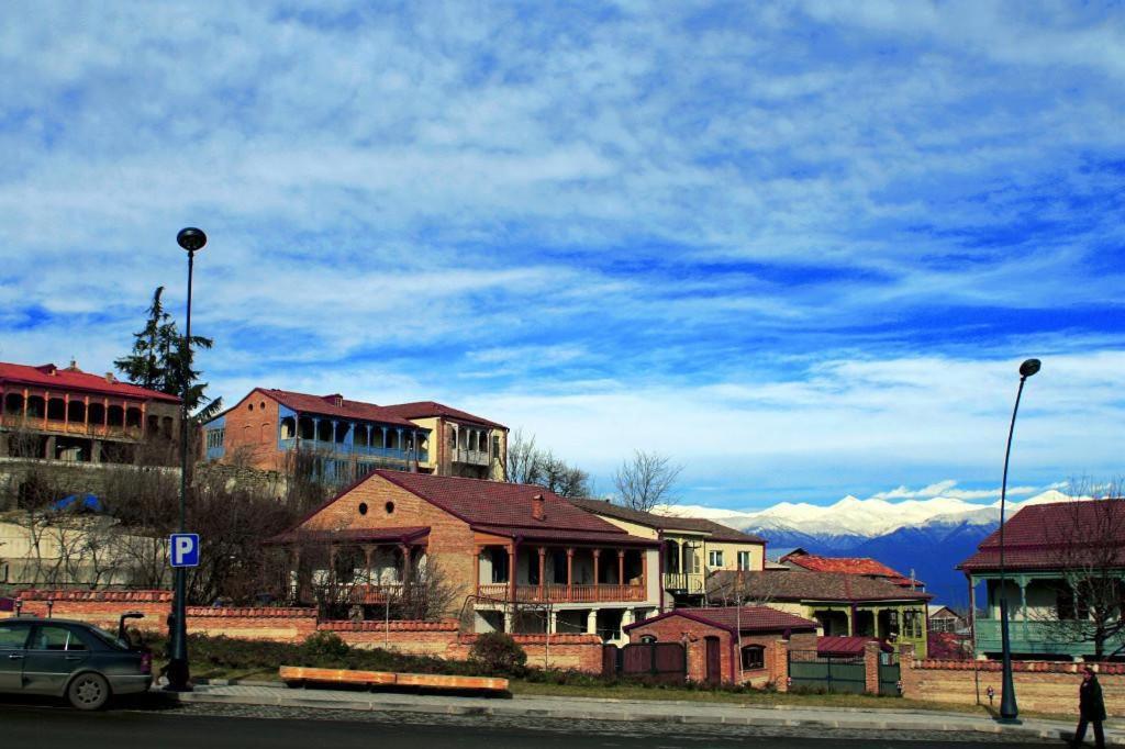Guest House Medea Telavi Buitenkant foto