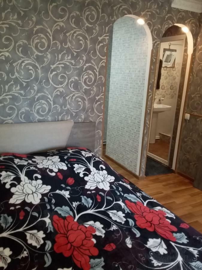 Guest House Medea Telavi Buitenkant foto